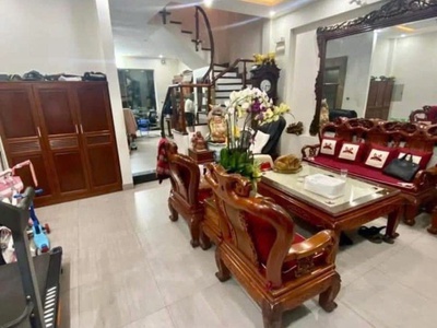 Bán nhà mặt phố Kim Ngưu, SĐCC 95m2, mặt tiền 6m 0