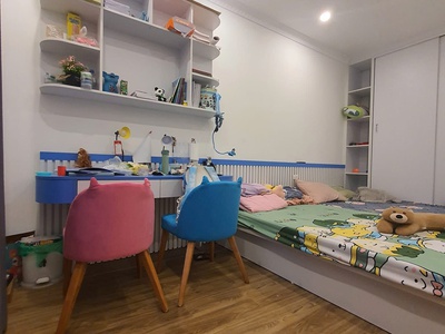 Bán nhà mặt ngõ Bùi Quốc Khái, Linh Đàm, 7.6 tỷ, ô tô đỗ cửa 2