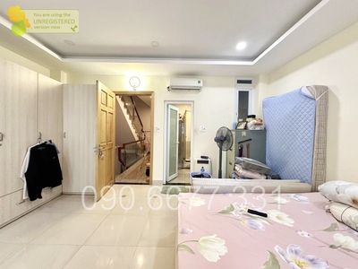 ‼ bình thạnh giáp q1 - ngang hơn 5m xe hơi vào nhà - có thang máy - 6 tầng 100m2 - 17 tỷ 3