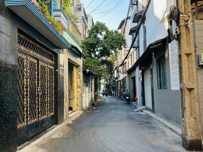 Bán nhà lý thường kiệt - 4x16m2 - hẻm 5m - 5 tầng ngay chợ tân bình 1