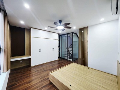 Bán nhà văn la - hà đông, thang máy, 36m2, 10.x tỷ 1
