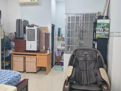 Giảm sốc 1.2 tỷ - nhà đẹp gần aeon tân phú - 97m2 ngang hơn 8m - xe tải vào - chỉ hơn 8 tỷ. 3