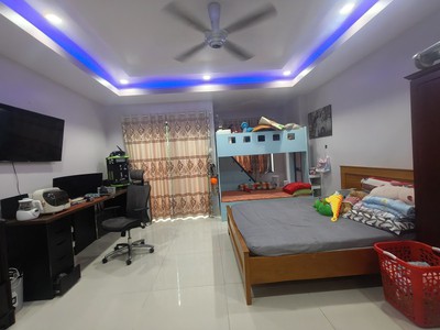 Bán nhà mặt phố q.9, dt 112m , 4 tầng, 4pn, 5wc, 16.1 tỷ, sổ hồng 3