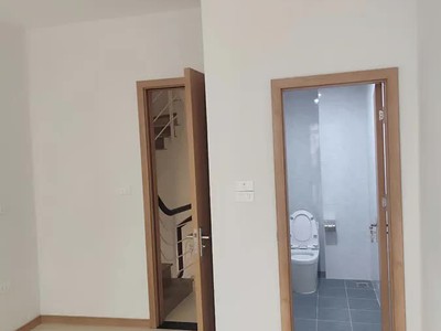 Bán nhà minh khai   quận hai bà trưng   diện tích 40m mt 3.6   giá 11 tỷ 2