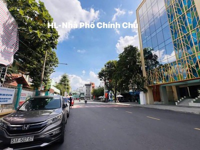 Bán tòa nhà 2 hầm 10tầng cao cấp gần sân bay phường tân sơn nhất, 157 tỷ hơn 3
