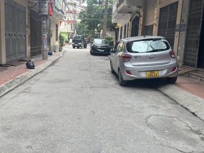 Hiếm  bán nhà đồng me   mễ trì   nam từ liêm   52m    8,5 tỷ 2