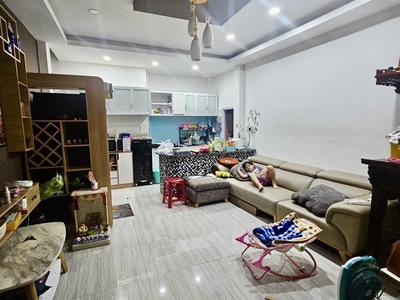 Bán nhà mặt tiền hẻm âu dương lân 8x20 chỉ 9 tỷ 9 1