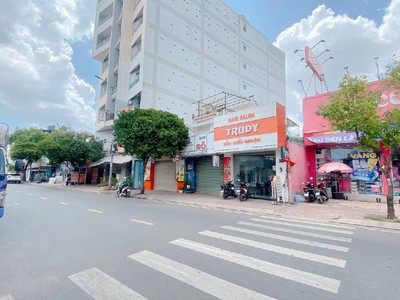 Hẻm nhựa xe hơi tránh thẳng 1 trục - sát mặt tiền - nhà c4 72m nhỉnh 6 đồng 3