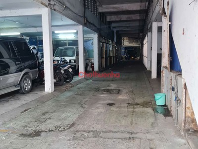 Cho thuê tòa nhà số 10 Cô Giang, Cầu Ông Lãnh, Quận 1 dt ngang 18mx72m 6