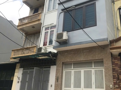 Trung tâm huyện thanh trì 40m2 / 6 tầng chỉ 5 tỷ 0