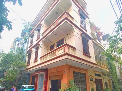 Bán nhà hoàng ngọc phách   lô góc   2 mặt thoáng   phân lô ô tô   50m  x 4t   mặt tiền 4.2m   17,4 0