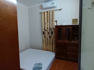 Cho thuê nhà ngõ 197 hoàng mai, 3 tầng x 50m2, 2 ngủ, 9.5 triệu 4