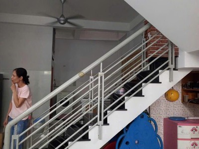 Nhà nguyễn bá huân   4.8x13m   trệt 3 lầu   trung tâm thảo điền   chỉ 19.3 tỷ 0