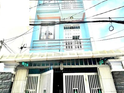 Nhà đúc 3.5 tấm-52m2  hxh thông, hiệp thành 45, q12 0