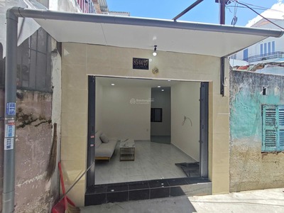 Cần bán gấp nhà hẻm phương sài   full thổ cư, giá cực tốt 0