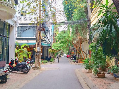 Bán nhà hoàng ngọc phách   lô góc   2 mặt thoáng   phân lô ô tô   50m  x 4t   mặt tiền 4.2m   17,4 2