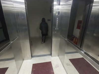 Cho thuê tòa mp ngô xuân quảng.gia lâm, hà nội, 110m2x6t, mt 5m, thang máy, tầng hầm, pccc vị trí 3