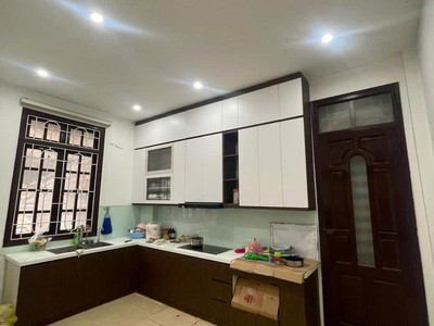 Siêu hiếm hoàng ngân 55m2 nhà kiên cố 4 tầng, cách oto 20m, gần hồ điều hoà giá 10.5 tỷ 2