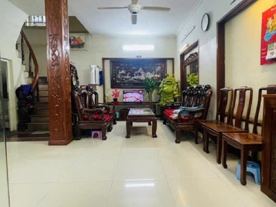 Nhà minh khai 5 tâng - 30m oto tránh,phun nội thất giá 5ty 1