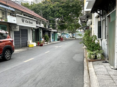 Chính chủ cần bán căn mặt tiền- khu phân lô bến vân đồn - gần khu ẫm thực vĩnh khánh ra hoàng diệu- 4