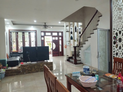 Chính chủ bán gấp 37m giá 4.2 tỷ tại phú lương hà đông ô tô đỗ. 0