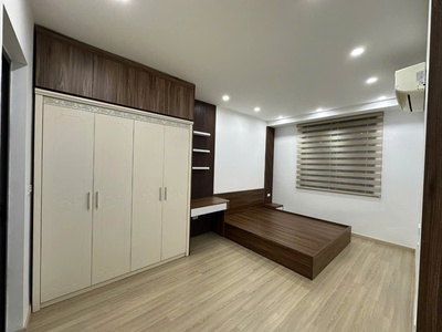Bán gấp ccmn 6 tầng thang máy 55m giá 17 tỷ hoàng quốc việt cầu giấy. 0