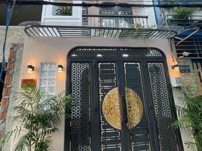Nhà đẹp hẻm xe hơi   gò dầu, tân phú   giá tốt khó tìm 0