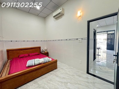 Nhà đẹp 70m2 - 1 xẹt lã xuân oai - đường trước nhà 5 mét - giá 4 tỷ nhỉnh 3