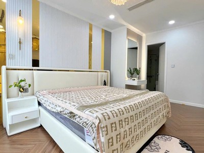 Căn hộ đẳng cấp bặc nhất sài gòn -vinhomes tân cảng,110m2,3pn,2wc  zá chỉ 16 tỷ, sồ hồng trao tay, 4