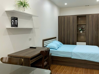 Cho thuê căn hộ dịch vụ 1 p.ngủ  35m2  Waterfront City. 2