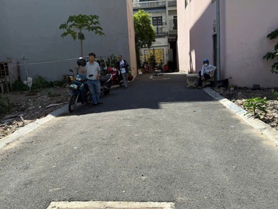 Bán gấp đất lê văn quới hẻm 7m khu phân lô xe hơi vào nhà 67m2 -nhỉnh 4 tỷ 2