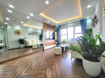 Bán chung cư FLC Star Tower, Hà Đông - Nội thất cao cấp. 75M. Giá thiện chí 1