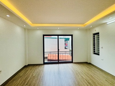 Bán Ngay Nhà Việt Hưng Long Biên 5T, 42m2, giá 6,85 tỷ 1