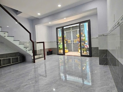 Nhà mới 38.7m2 - Giá 3.79 tỷ - 2 tầng - 2PN - Hẻm Huỳnh Tấn Phát, Q7 4
