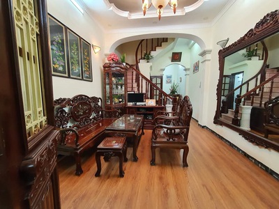 Bán nhà dân xây khương hạ- cách ô tô 20m- nhà cao cửa rộng- gỗ lim- 40m2 0