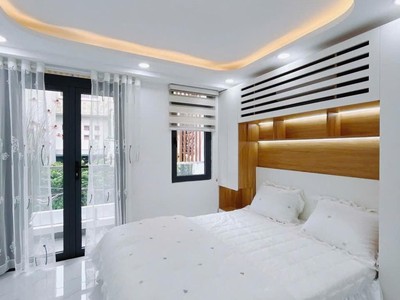 5 tầng-50m2- hẻm xe hơi -nguyễn thị thập- quận 7-nhỉnh 7 tỷ 2
