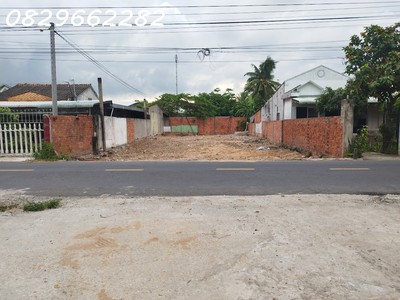 Bán đất thổ cư mặt tiền đường lê hồng phong, sa đéc. dt 430m2, giá 5 tỷ, sổ hồng. 0