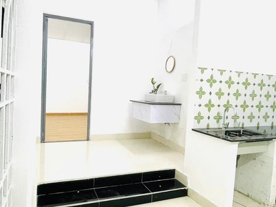 Bán nhà gác lững kiệt trường chinh - lê trọng tấn. 1