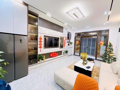 Hiếm    bán nhà nguyễn chánh   cầu giấy   53m    giá 8,8 tỷ 0