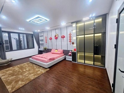 Hiếm    bán nhà nguyễn chánh   cầu giấy   53m    giá 8,8 tỷ 2