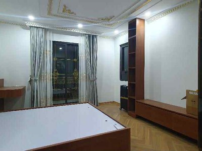 Nhà đẹp mặt phố long biên, 72m x 7 tầng, thang máy, gara, kinh doanh, full nội thất cơ bản 3