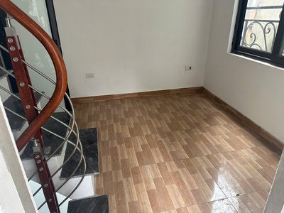 Bán nhà cực đẹp 14m x 3 tầng ô tô kinh doanh tại 172 tôn đức thắng, đống đa 2