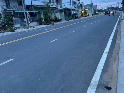 49. mặt bằng 8 triệu hoàng quốc việt 1