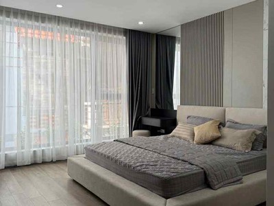 Siêu phẩm long biên, 45m x 7 tầng, thang máy, gara 7 chỗ, full nội thất 4