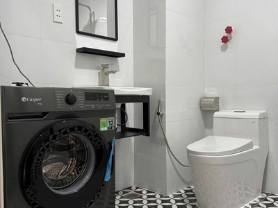 Hồ bá kiện q10   2 mặt hẻm   4 tầng- thang máy -hđt 35tr/tháng   chỉ 15 tỷ 2