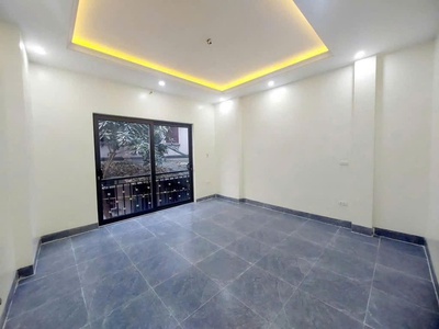 Giá chào mới 7.4 tỷ - phân lô ô tô đỗ cửa - full công năng - gần phố 4