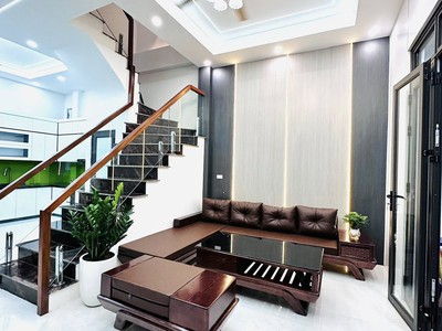 Bán nhà phố vĩnh phúc 45m2 x 5 tầng, tổng 5 phòng khép kín full nội thất, nhà mới kính koong chủ 0