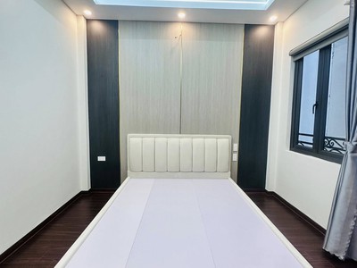 Bán nhà phố vĩnh phúc 45m2 x 5 tầng, tổng 5 phòng khép kín full nội thất, nhà mới kính koong chủ 4