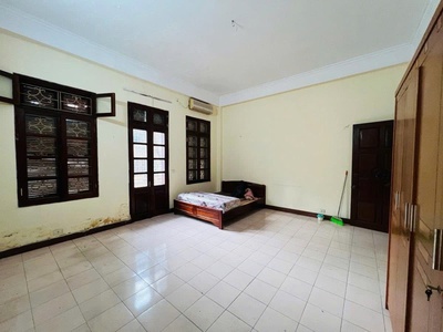 Phân lô phố nguyên hồng, đống đa - vị trí đẹp - ô tô tránh - mt rộng 4
