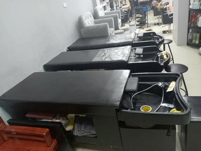 Sang nhượng salon mới khai trương tại chung cư vinaconex3 cương kiên 2
